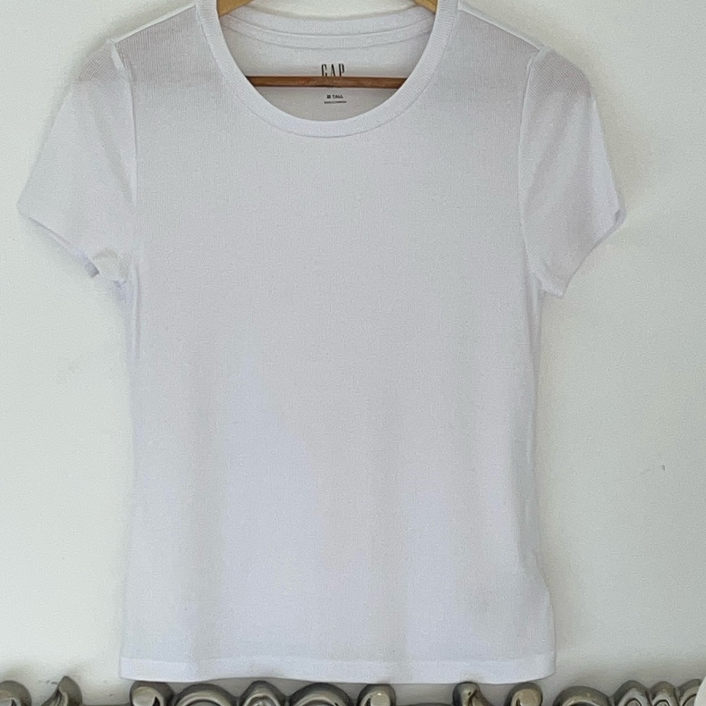 Gap Modern Ribbed T-Shirt